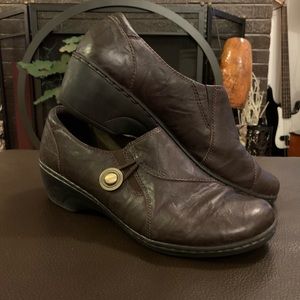 Clarks 15260 Loafer Slip-on Clog-style heel Size 9.5 Comfort Shoe Brown